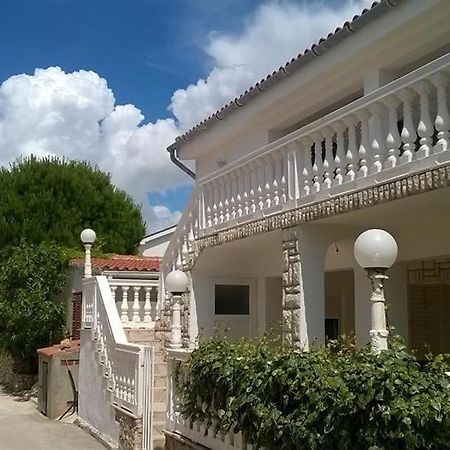 ויר Apartmani Prpic מראה חיצוני תמונה