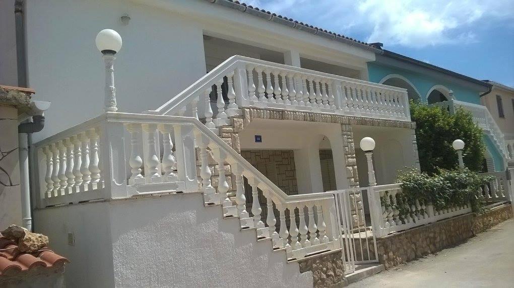 ויר Apartmani Prpic מראה חיצוני תמונה